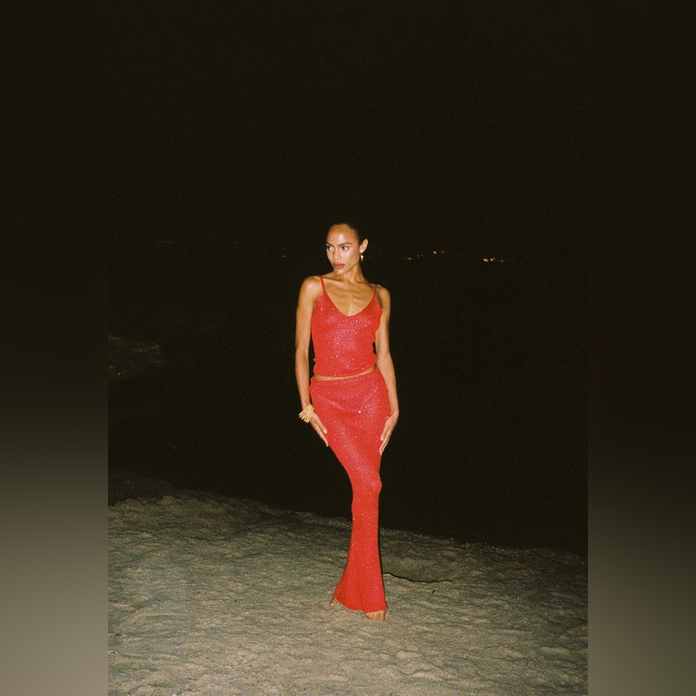 Asta Resort red set sold together
